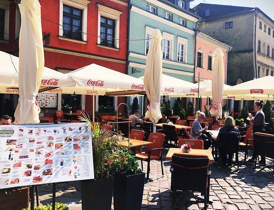 AWIW Restaurant